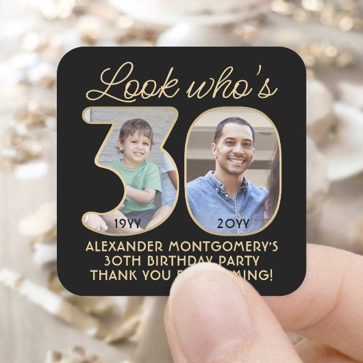 Kijk wie er 30 is Zwart & Gouden Verjaardagsfeestj Vierkante Sticker