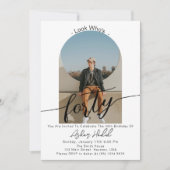 Kijk Wie is 40 Modern Eenvoudig 40ste Verjaardagsf Kaart (Voorkant)