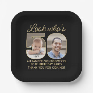 Kijk Wie is 50 Black & Gold Happy Birthday 2 Foto Papieren Bordje