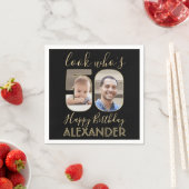 Kijk wie is 50 zwart & goud vijftigste verjaardag  servet (Insitu)