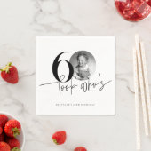 Kijk wie is 60 Grappige Foto Eenvoudige 60e Verjaa Servet (Insitu)