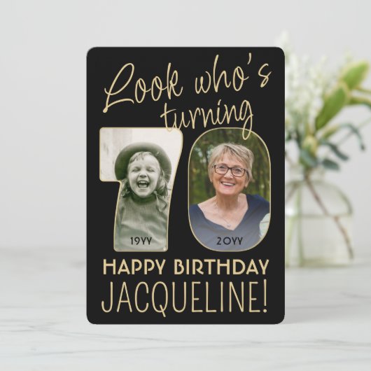 Kijk Wie is 70 Zwart & Goud Verjaardagsfeest 2 Fot Kaart (Staand voorkant)