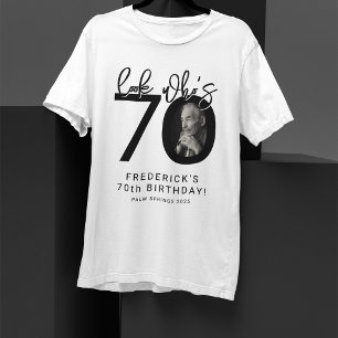 Kijk wie zeventig is   Foto 70e verjaardag T-shirt