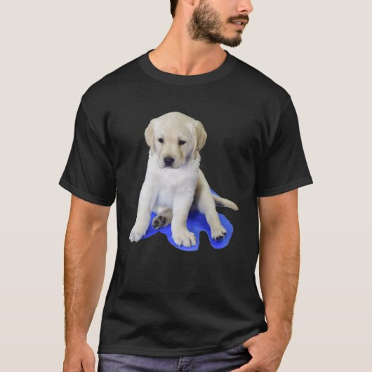 Kijken naar beneden Labrador Puppy T-shirt (Voorkant)