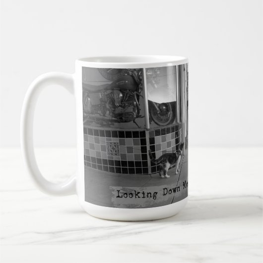 Kijkend naar beneden memory lane cat mok (Links)