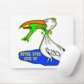 Kikker die vogel koelt, geeft nooit op muismat (Met muis)