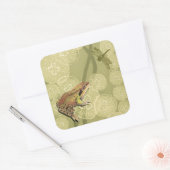 Kikker en dragonfly op waterlilie vierkante sticker (Envelop)
