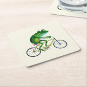 Kikker op fiets kartonnen onderzetters (Schuin)