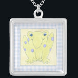Kikker Trio op de kledij van Gingham Zilver Vergulden Ketting<br><div class="desc">Een vrolijke kikkertrio is het onderwerp van dit werk van de gingham-kleren van Megan Meagher. Kijk uit,  insecten,  deze kikkers zijn op jacht. Bestel vandaag uw exemplaar van dit geweldige stuk!</div>