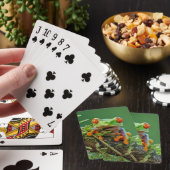 Kikker van de rode ogen op een tak pokerkaarten (Insitu)