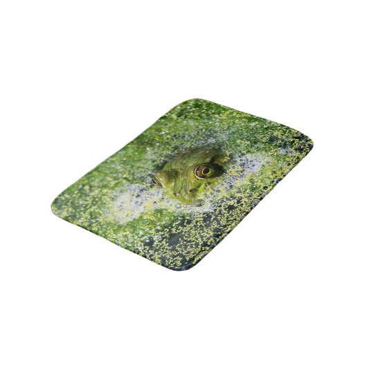 Kikkerogen in een hond badmat (Gekanteld)