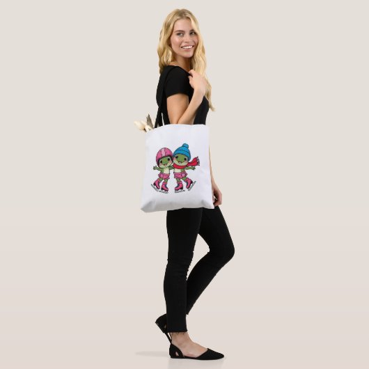 kikkers schaatsen tote bag (Op model)