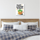 Kikkers, zonneschijn en chaos - Schattigee kikker Canvas Afdruk (Insitu (Slaapkamer))