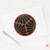 Kiku Chrysanthemum Mon faux gold black on red Ronde Sticker (Envelop)