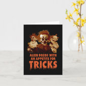 Killer Klowns van de ruimte Halloween Spelen T Kaart (Gele Bloem)