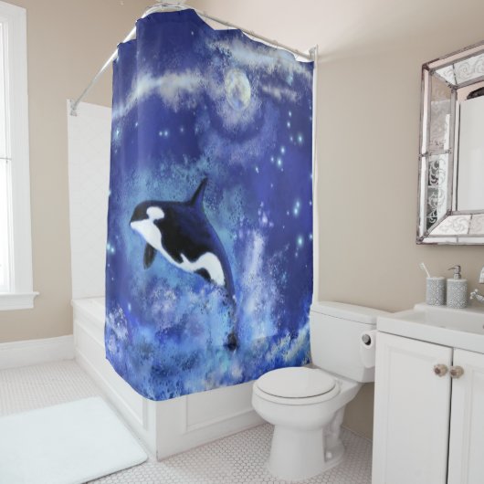Killer Whale op Full Moon Blue Shower Curtain Douchegordijn (In situ)