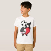 Killerwhale als voetbalspeler met Voetbal T-shirt (Voorkant volledig)