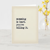 Killing It Moeders Schrijfmachine Kaart (Gele Bloem)