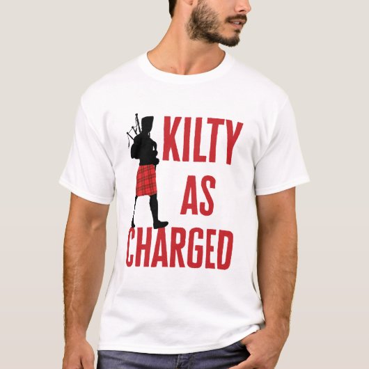 Kilty as Charged Funny Kilt Wearer Pun Joke T-shirt (Voorkant)