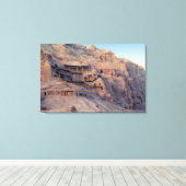 Kilzil Thousand Buddha Caves, Kuche, vlakbij Canvas Afdruk (Insitu (Houten vloer))