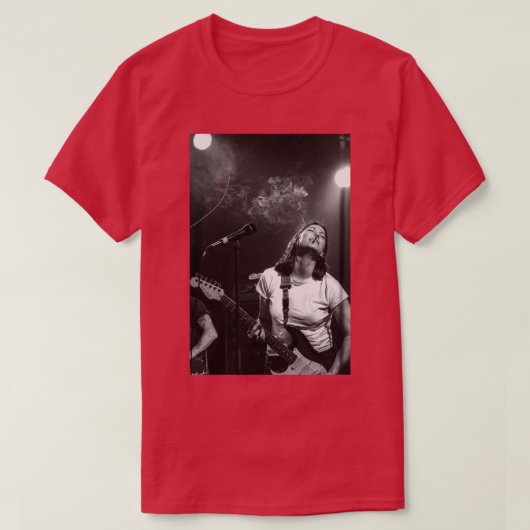Kim Deal playing Guitar T-shirt (Design voorkant)