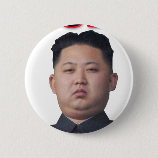 kim jong il bow ronde button 5,7 cm (Voorkant)