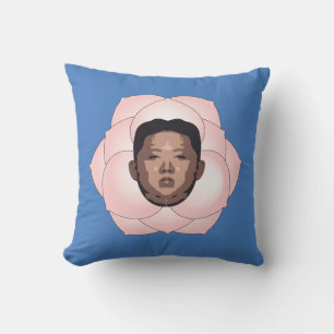 Kim Jong Un op een Magnolia op een blauw veld Kussen
