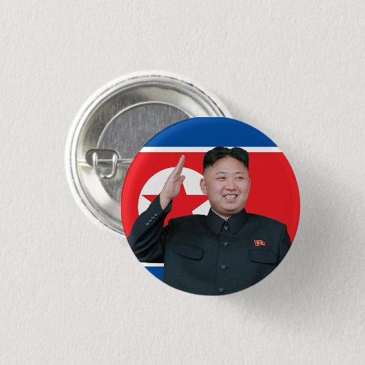 Kim Jong Un Salute Ronde Button 3,2 Cm (Voorkant /achterkant)