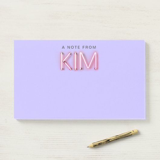 Kim-naam in gloeiende neonlampen post-it® notes (Op bureau)