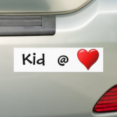 Kind bij hart bumpersticker (Op auto)