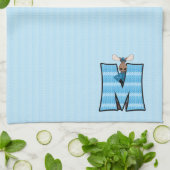 Kind Blauwe Knit Afdrukmonogram Letter M Theedoek (Gevouwen)