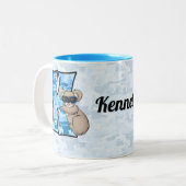 Kind Blue Koala Monogram Letter K Tweekleurige Koffiemok (Voorkant links)