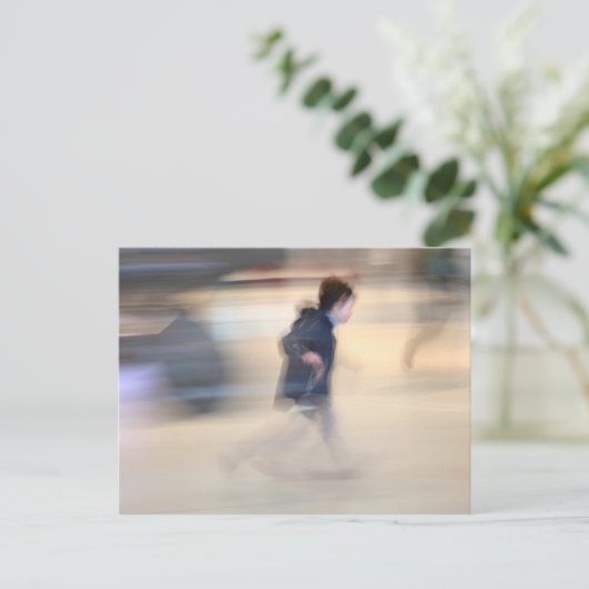 Kind dat ontsnapt uit het Briefkaart Spider Beaubo (Staand voorkant)