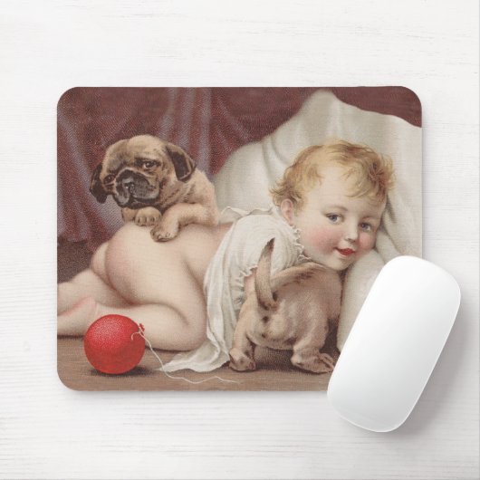 Kind dat speelt met puggen muismat (Met muis)