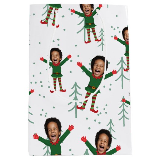 Kind Gezicht & Naam Elf Kerst Grappig Patroon Medium Cadeauzakje (Voorkant)