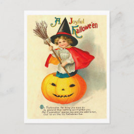 Kind in heksenkostuum op gezouten pompoen,  briefkaart