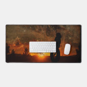 Kind in Tyre Swing Desk Mat (Keyboard & Muis)