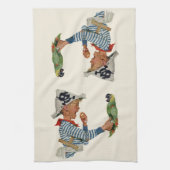 kind, jongen die pirate Parrot Bird speelt Theedoek (Verticaal)