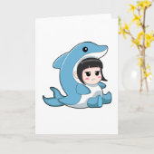 Kind met dolfijnkostuum kaart (Gele Bloem)