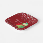 Kind met groene kerstboomkor Rood Party decoratiev Papieren Bordje (Gebogen)