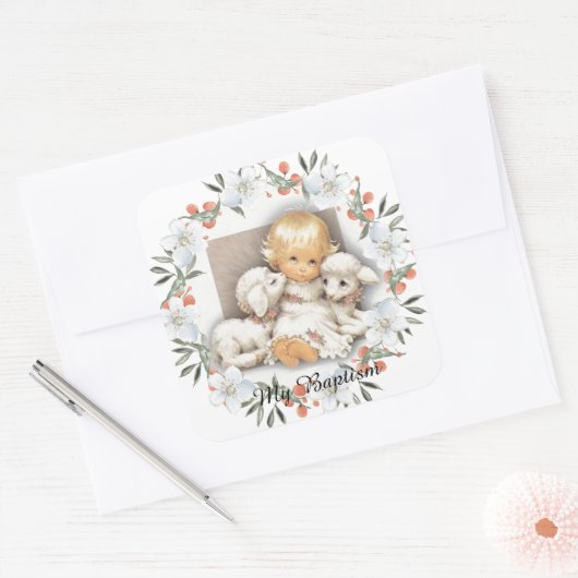 Kind met lam - Batism Uitnodiging Vierkante Sticker (Envelop)