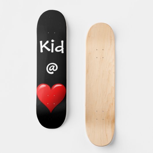 Kind op het hartskateboard persoonlijk skateboard (Voorkant)