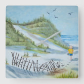 kind op zandige waterverf vierkante klok (Voorkant)