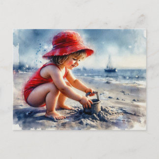 Kind speelt op zonnig strand, briefkaart