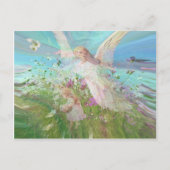 Kind verzamelt bloemen in een veld. briefkaart (Voorkant)