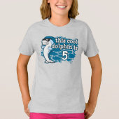Kind vijfde verjaardag Deze coole dolfijn is vijf T-shirt (Voorkant)