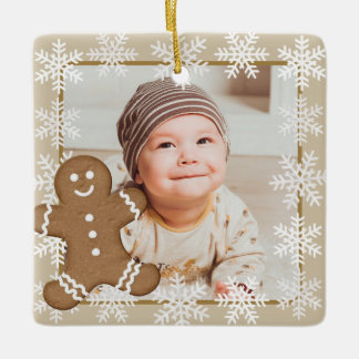 Kind voor kerstfeestdag in Gingerbrood Snowflake F Keramisch Ornament