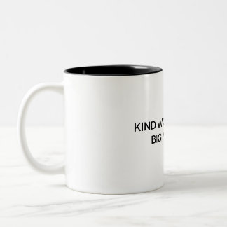 Kind Words, Big Heart 💖 – Motivational Mug for Po Tweekleurige Koffiemok