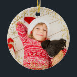 Kind: Yarly Kerstmis Gold Snowflakes - Aangepast Keramisch Ornament<br><div class="desc">Deze mooie tweeslachtige kerstversiering is het perfecte ornament voor de kerstcadeautjes van je kind per jaar! Dit is een prachtige keepslag voor de hele familie. Creëer een traditie door je kind elke Kerstmis een cadeau te geven van zijn eigen foto-ornament! Aan de voorkant is de foto van uw kind te...</div>