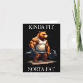 Kinda Fit Sorta Fat - Funny Gym Bear Weightlifting Kaart (Voorkant)